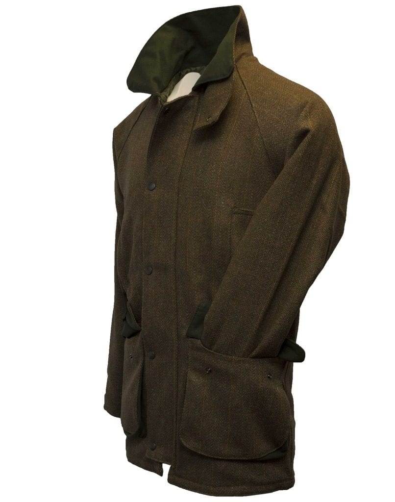 Tweed jackets mens Tweed Jacket Shopping for the perfect pieces to complete an office-ready wardrobe can be a fun and fabulous experience when a person knows exactly what to look for. Snagging the perfect tweed jacket in a flattering shape and color can be the pinnacle of any closet, so it’s important to shop smart.
